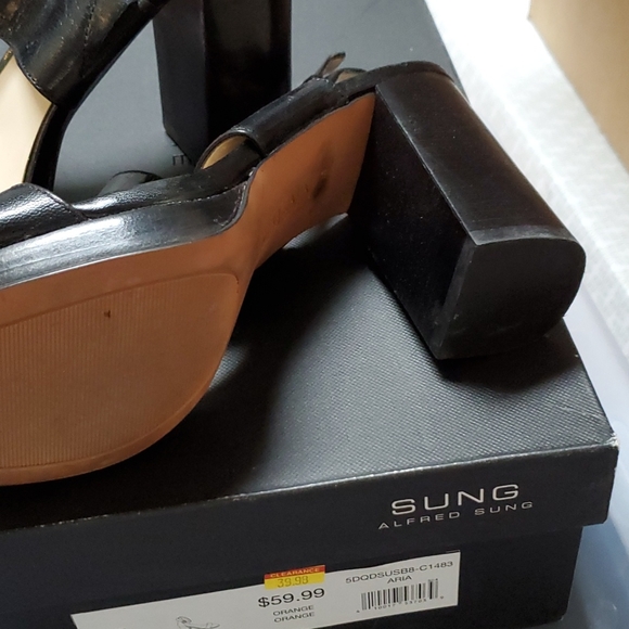 Black heeled sandles nine west size 7 - Picture 3 of 3